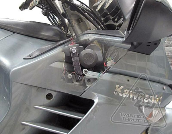 Denali Soundbomb Horn Mount za Kawasaki GTR1400 - HMT.08.10000