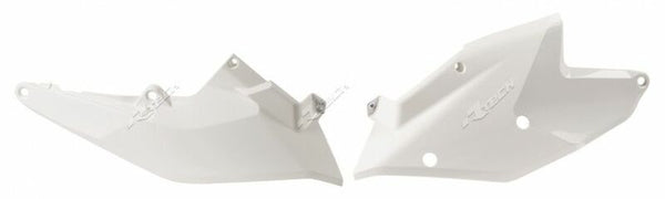 RaceTech sānu paneļa baltais r-fiktmbn0016