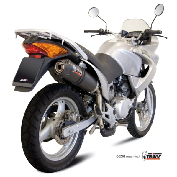 MIVV Oval Carbon Cap Slip-On Carbon monterad på Honda XL125 Varadero, visad bakifrån med fokus på avgassystemet. Perfekt reservdel inom ACC. EXHAUST.