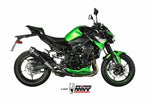MIVV Delta Race Silencer Steel Black/Carbon End Cap monterad på Kawasaki Z900 K.052.LDRB, sportig design för förbättrad prestanda.