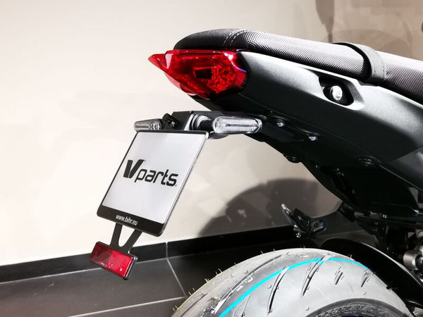 V Partu numura zīmes turētājs C8-PY037