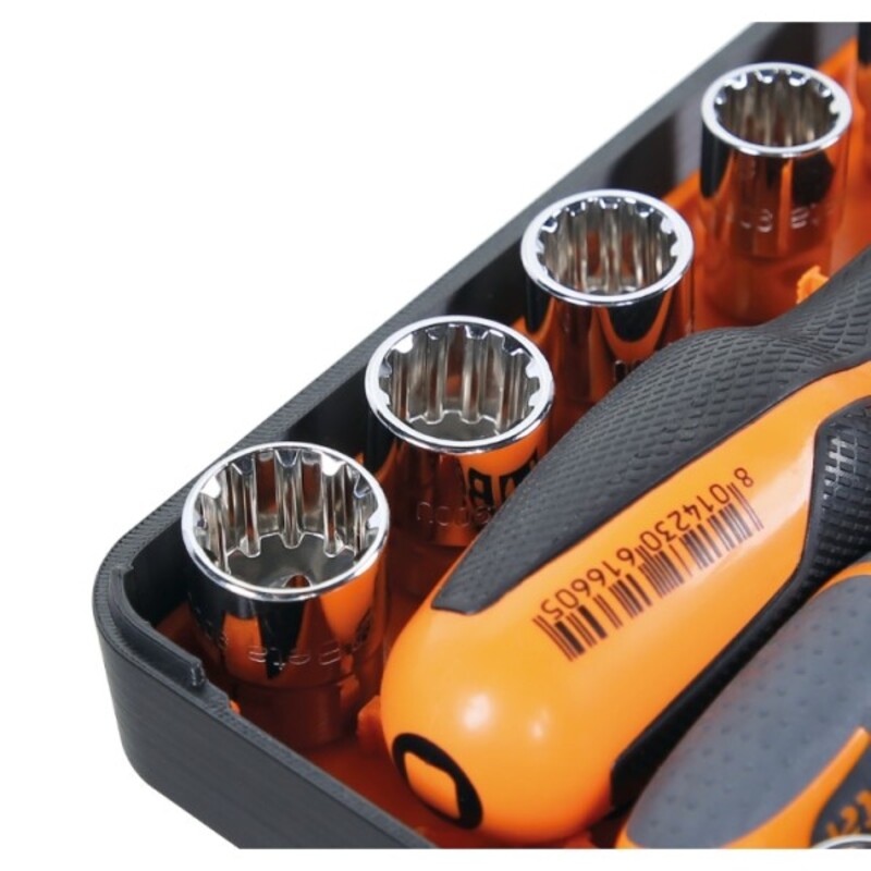 BETA Assortment of 11 hexagon sockets, 21 bits and 7 accessories, in plastic case 009000947