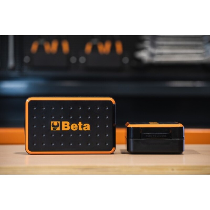 BETA Assortment of 11 hexagon sockets, 21 bits and 7 accessories, in plastic case 009000947