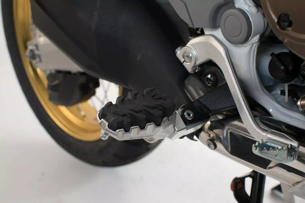 SW-MOTECH FOOTREST KIT EVO Q.01.112.10500