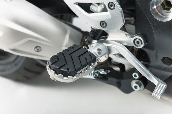 SW-MOTECH FOOTREST KIT Ion Frs.07.011.10701/S