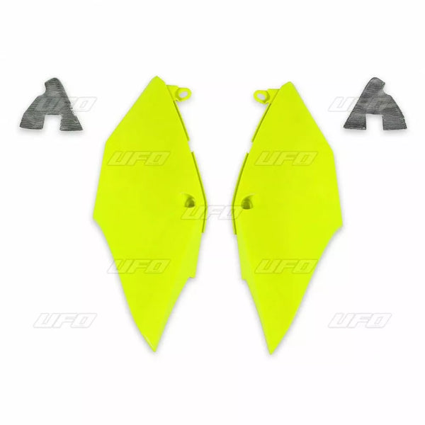 UFO Side PNLS CRF450 17 FLO ŽUT HO04684#DFU