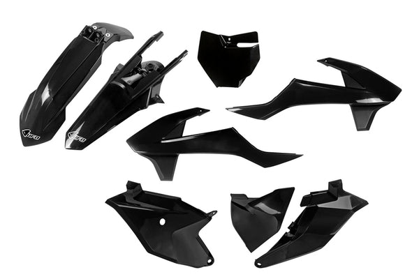 NLO plastični komplet crni plin plin mc85 ggkit701 001