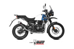 MIVV Dakar Silencer RE.003.LDKB installerad på Royal Enfield Himalayan, sidovy som visar hela avgassystemet. Idealisk för fordonstillbehör.