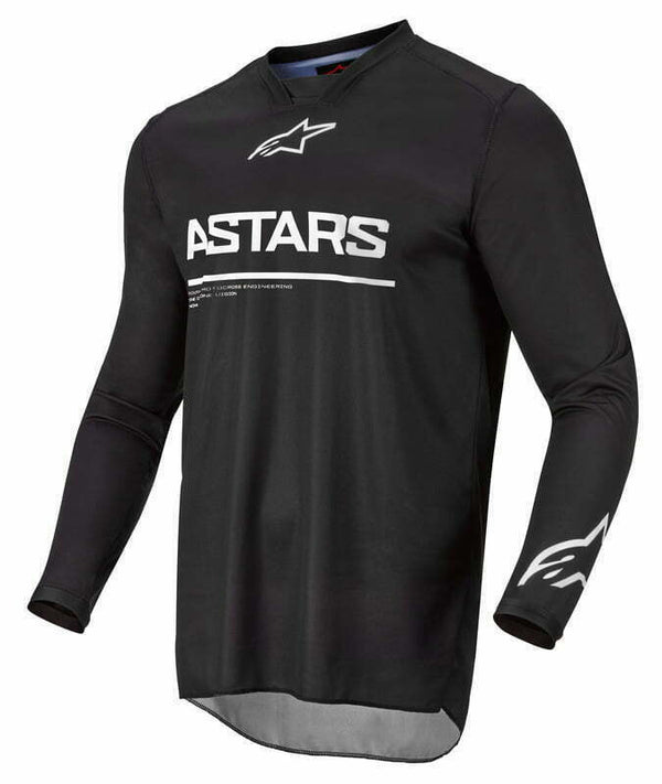 Alpinestars Tröja Racer Graphite Svart med lång ärm, designad för motocross. Svart färg med vita logodetaljer och ventilerande material.