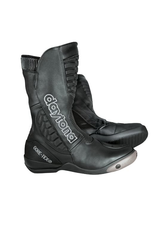 Įkrova stengiasi „GTX Black Gore-Tex Daytona“